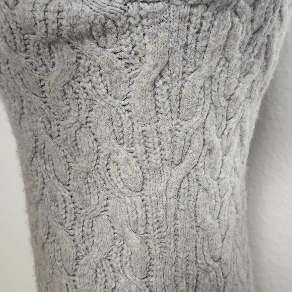 White house black market sweater - Picture 3 of 9